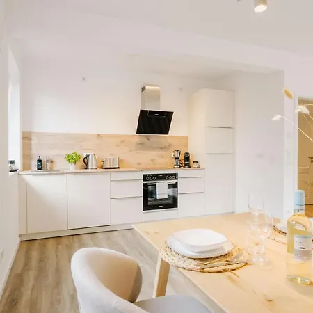 Kuesten De - 2 Direkte Deichlage, Balkon, 77qm *