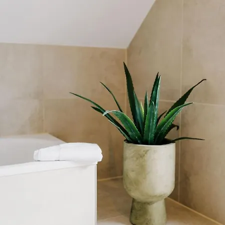 Kuesten De - 2 Direkte Deichlage, Balkon, 77qm *