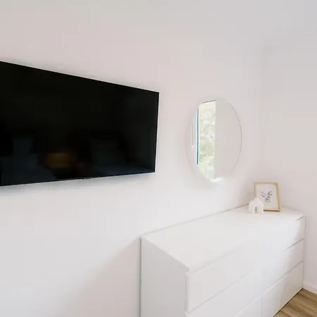 Kuesten De - 2 Direkte Deichlage, Balkon, 77qm Apartment Greetsiel