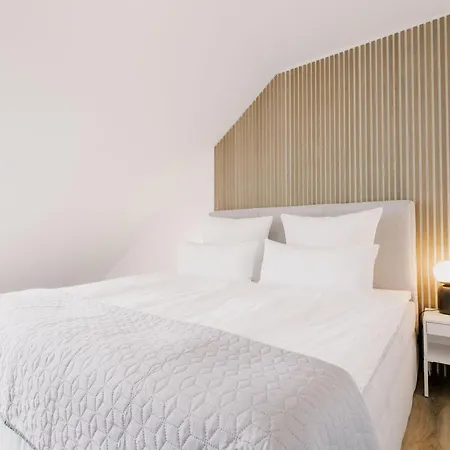 Kuesten De - 2 Direkte Deichlage, Balkon, 77qm Apartment