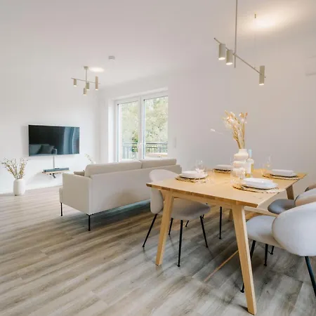Kuesten De - 2 Direkte Deichlage, Balkon, 77qm *