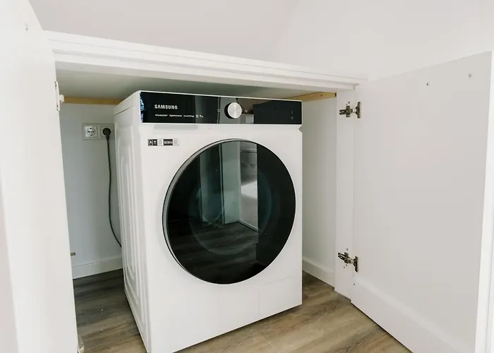 Küsten De - 2 Direkte Deichlage, Balkon, 77qm Apartment Greetsiel